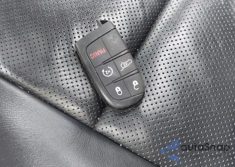 2019 Jeep Grand Cherokee High Altitude 4X4 from USA, damaged, VIN 1C4RJFCG2KC696846